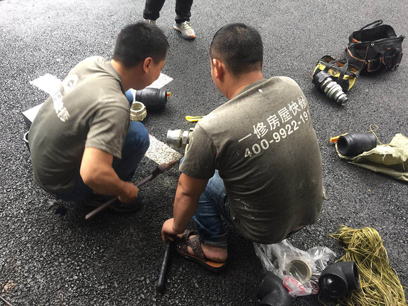 洛陽市車庫門維修公司_洛陽市車庫門維修師傅_洛陽市車庫門維修報價